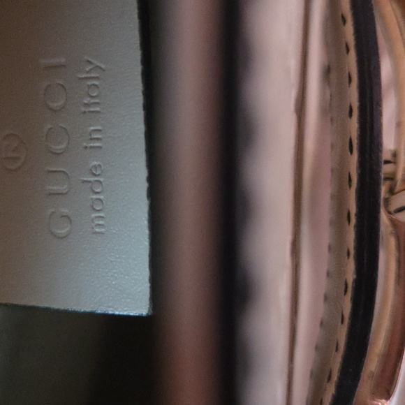 Gucci‎ Silvie White Shoulder Bag with Silver Accents - Picture 6 of 10